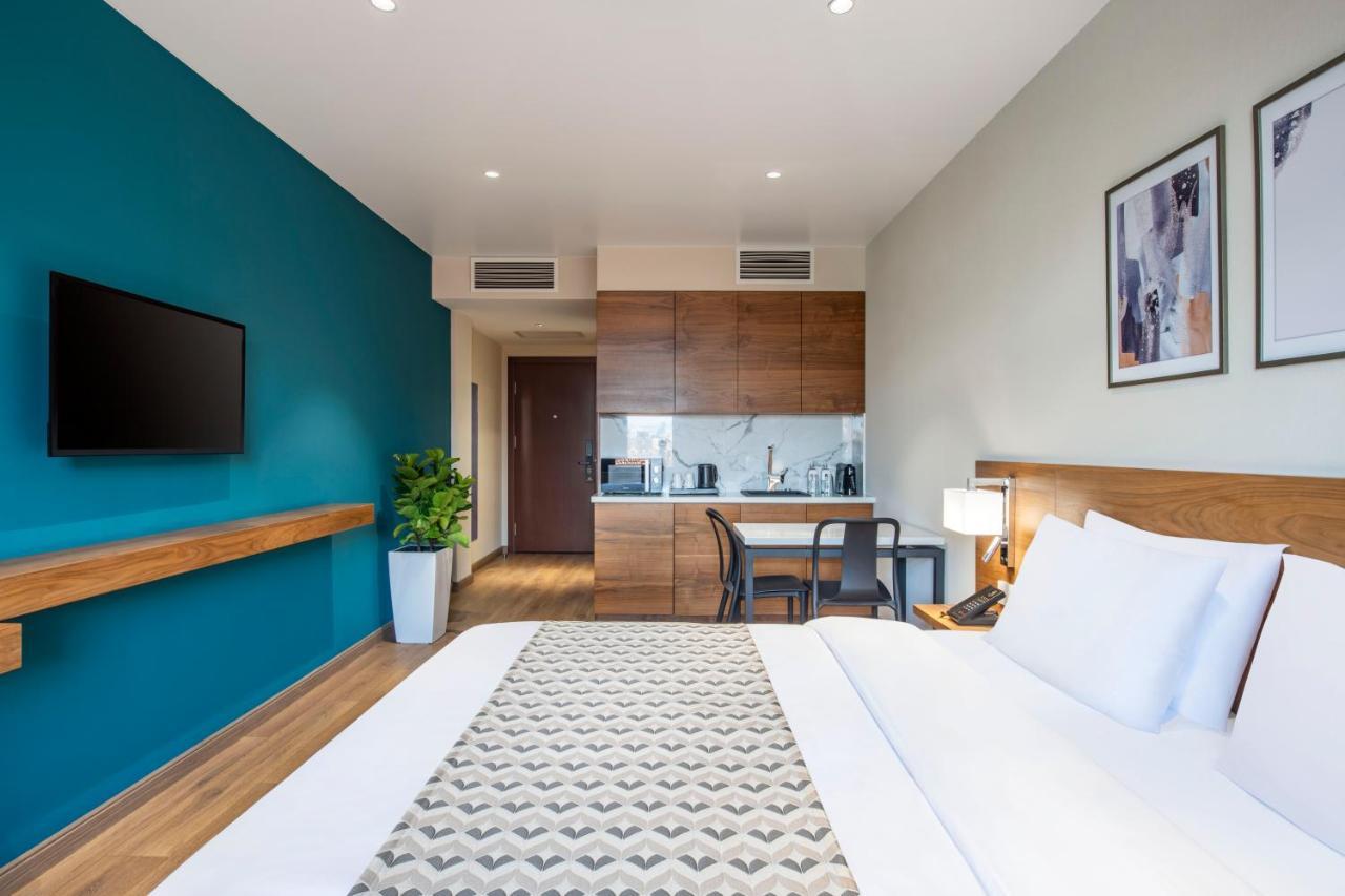 Clocks Hotel Tiflis Dış mekan fotoğraf