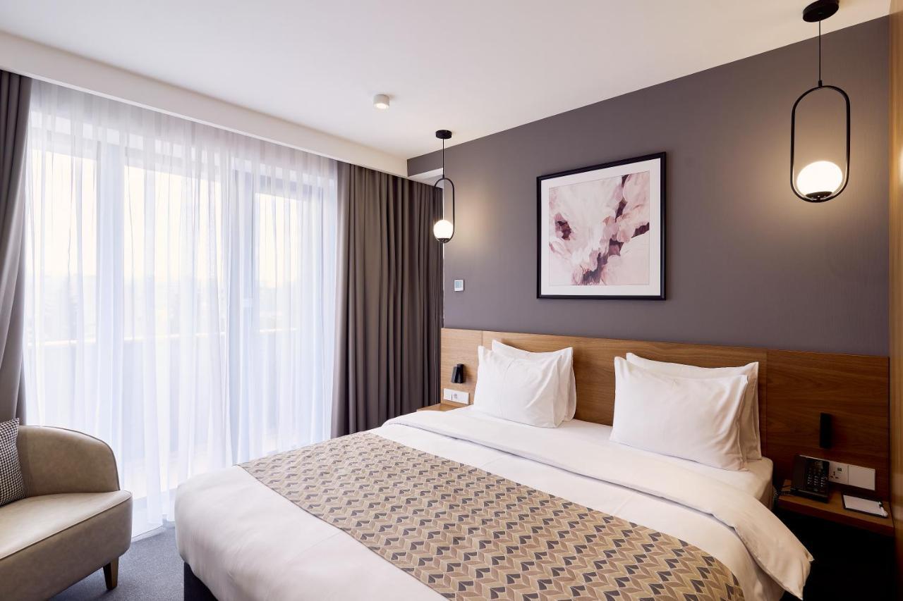 Clocks Hotel Tiflis Dış mekan fotoğraf